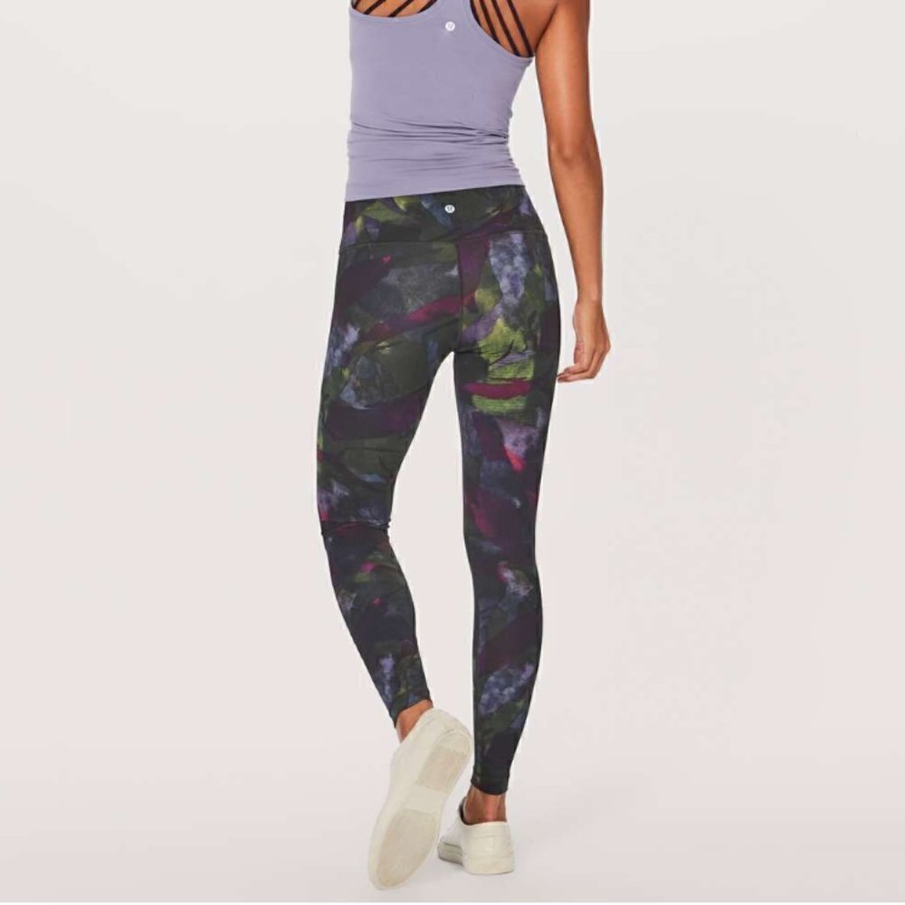 Lululemon Wunder Under High Rise 7/8 Tight in Aura Watercolor 6